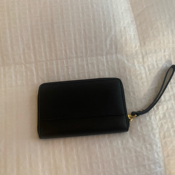 Almost new and in immaculate condition black wristlet - Picture 2 of 3